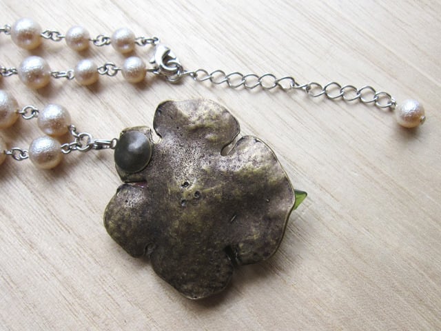 ハンドメイド＊ロングネックレス＊ベビーピンクのパールとフランス製