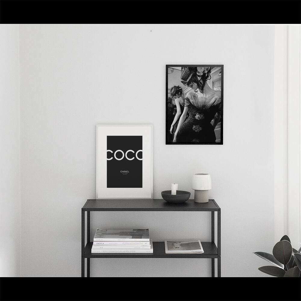 額装品/シャネル キルスティン ダンスト/ラガーフェルド/ポスター/インテリア ポスター アート シャネル The Little Black Jacket キルスティン
