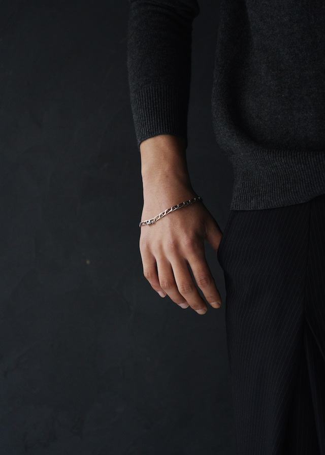 70’s- oval chain bracelet