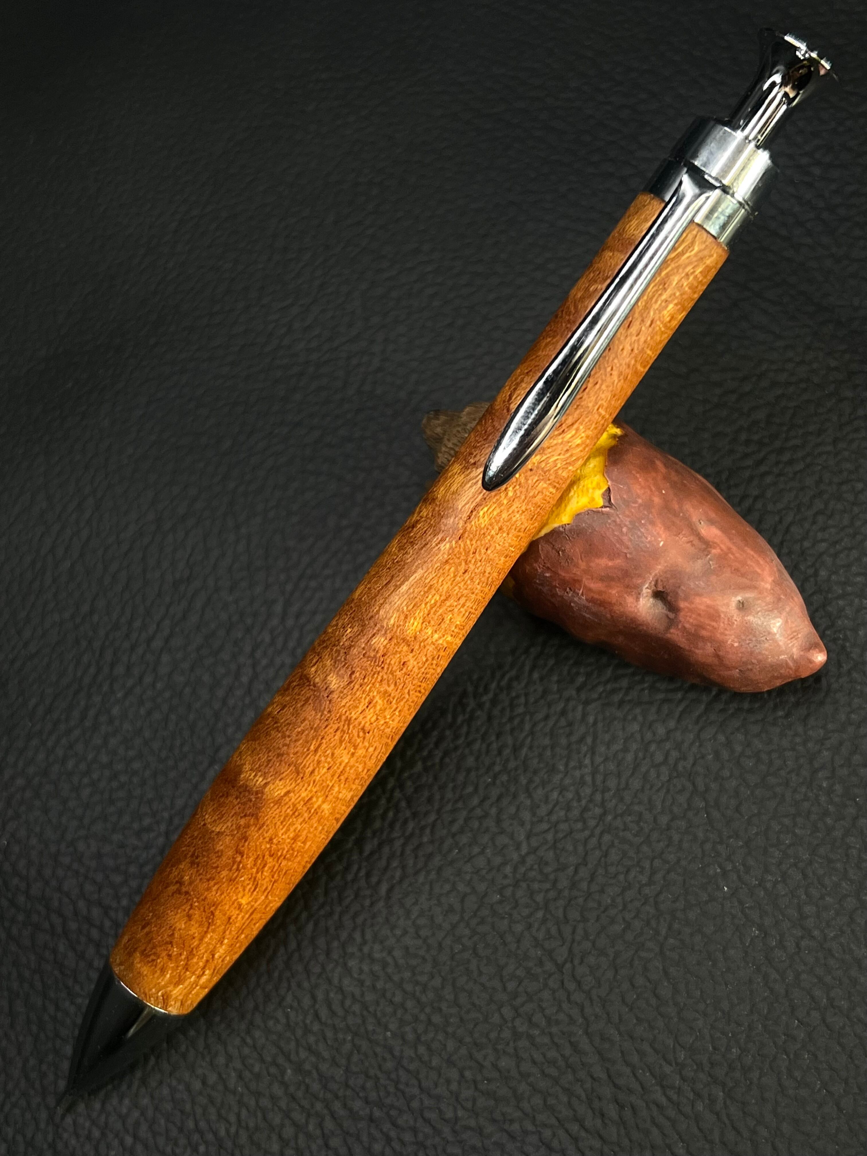 こぶた工房　杉油杢　シャーペン　ゴールド　0.5 こぶた工房 杉油杢 シャーペン ゴールド 0.5 こぶた工房 杉油杢