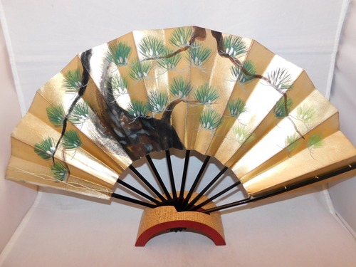 松の飾り扇(ビンテージ) ) pine pattern vintage fun(made in Japan)(No16)