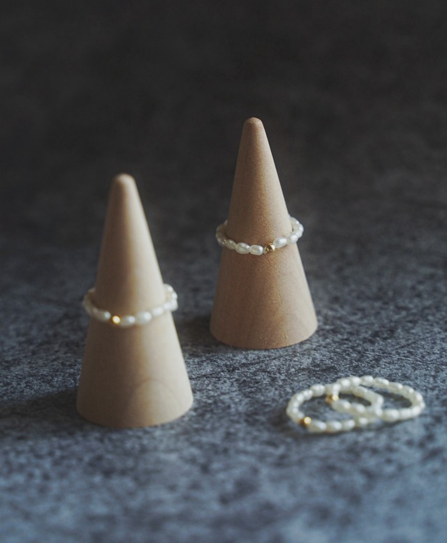 【Ring*特別金額の商品】シンプルで 小さなライス高級型淡水パールをリング