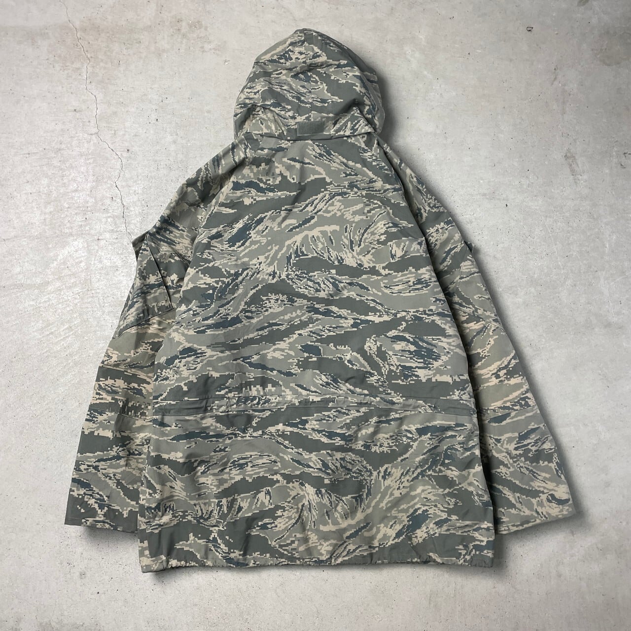 09年納品 U.S.AIR FORCE 米軍実品 APECS ゴアテックスパーカー ECWCS