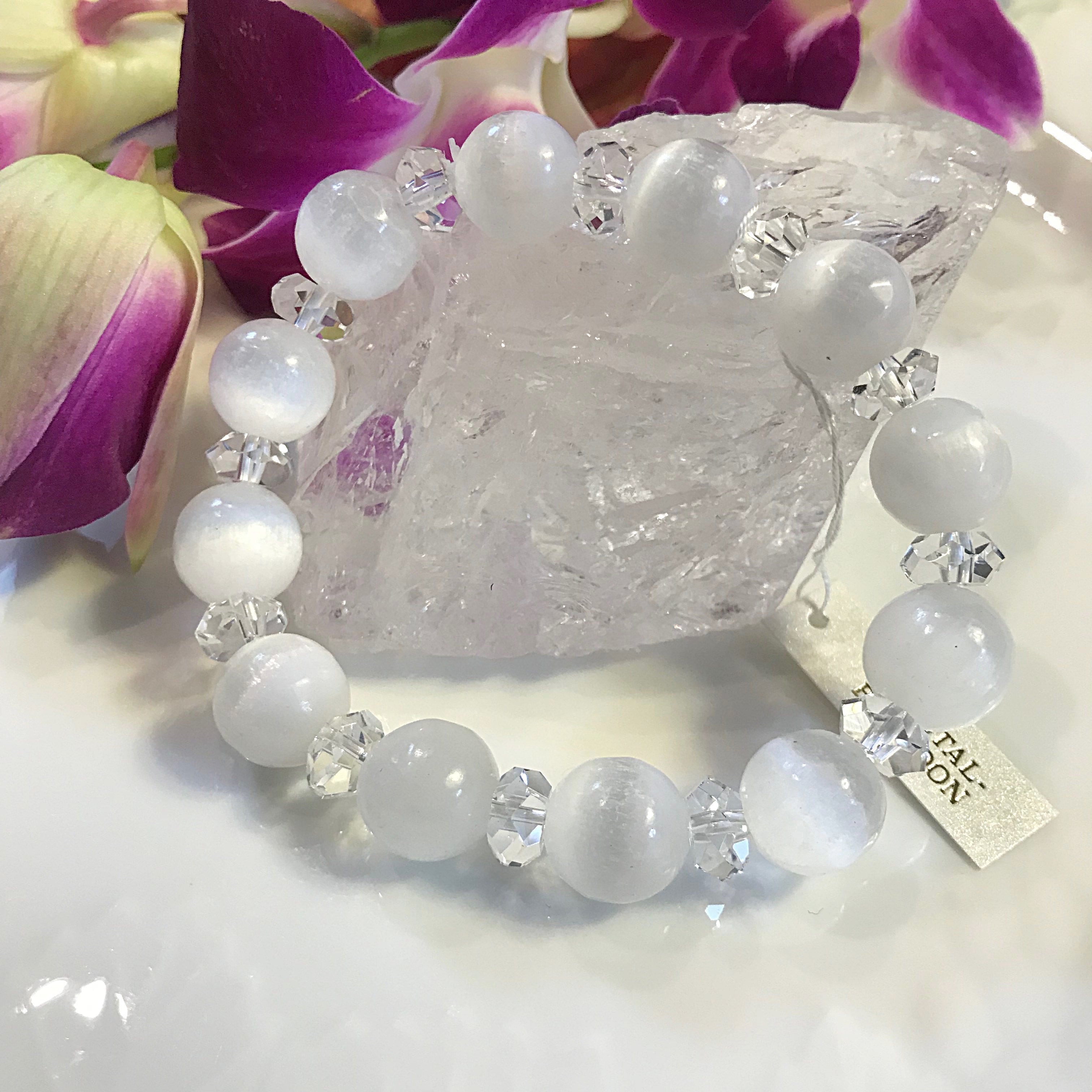 聖母マリアのガラス！セレナイトの大きなプレート