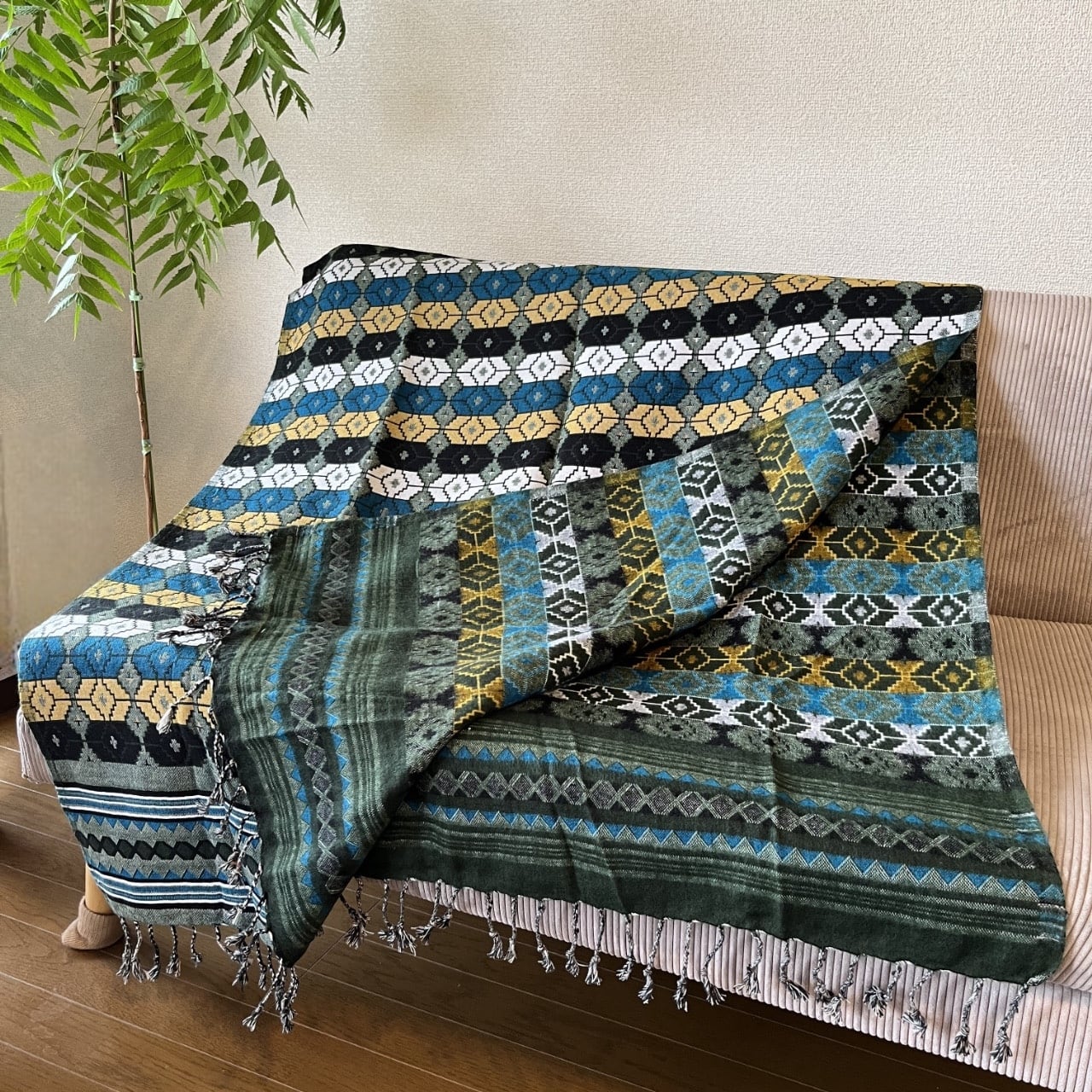 ヤクの毛　カーペット　ネパール ヤクの毛 カーペット ネパール