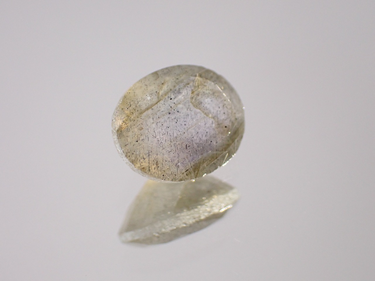 ラブラドライト　2.59ct　[C13‐340]