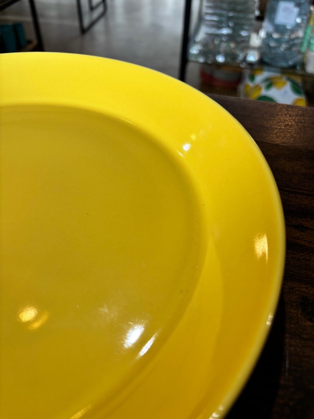 ｲｯﾀﾗ ittala ﾃｨｰﾏ ﾌﾟﾚｰﾄ 26cm ﾊﾆｰ  [カラー: ハニー]