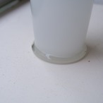 透けるようなホワイトの花瓶