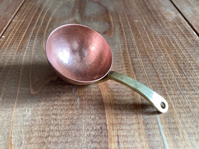 銅のコーヒーメジャー丸型（取手：真鍮無垢）　※受注品