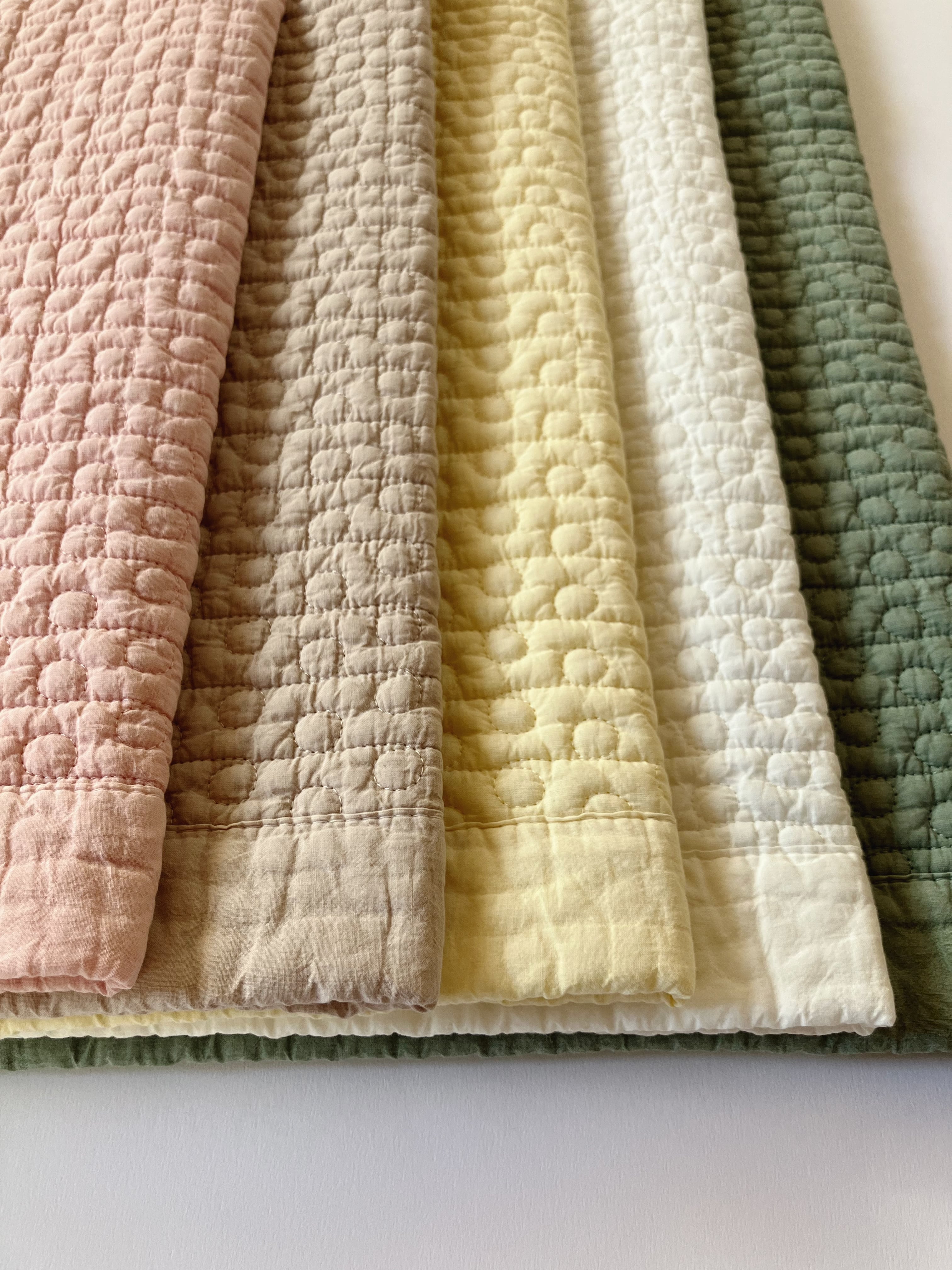 新色入荷 ⭕️ 8182 / スモールイブル 80×120cm〈オーガニックコットン