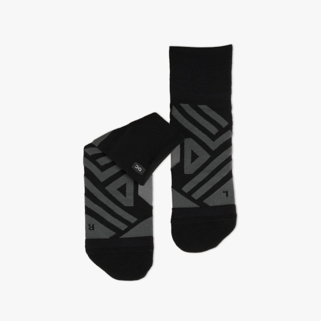 On / Mid Sock（WOMEN）Black / Shadow