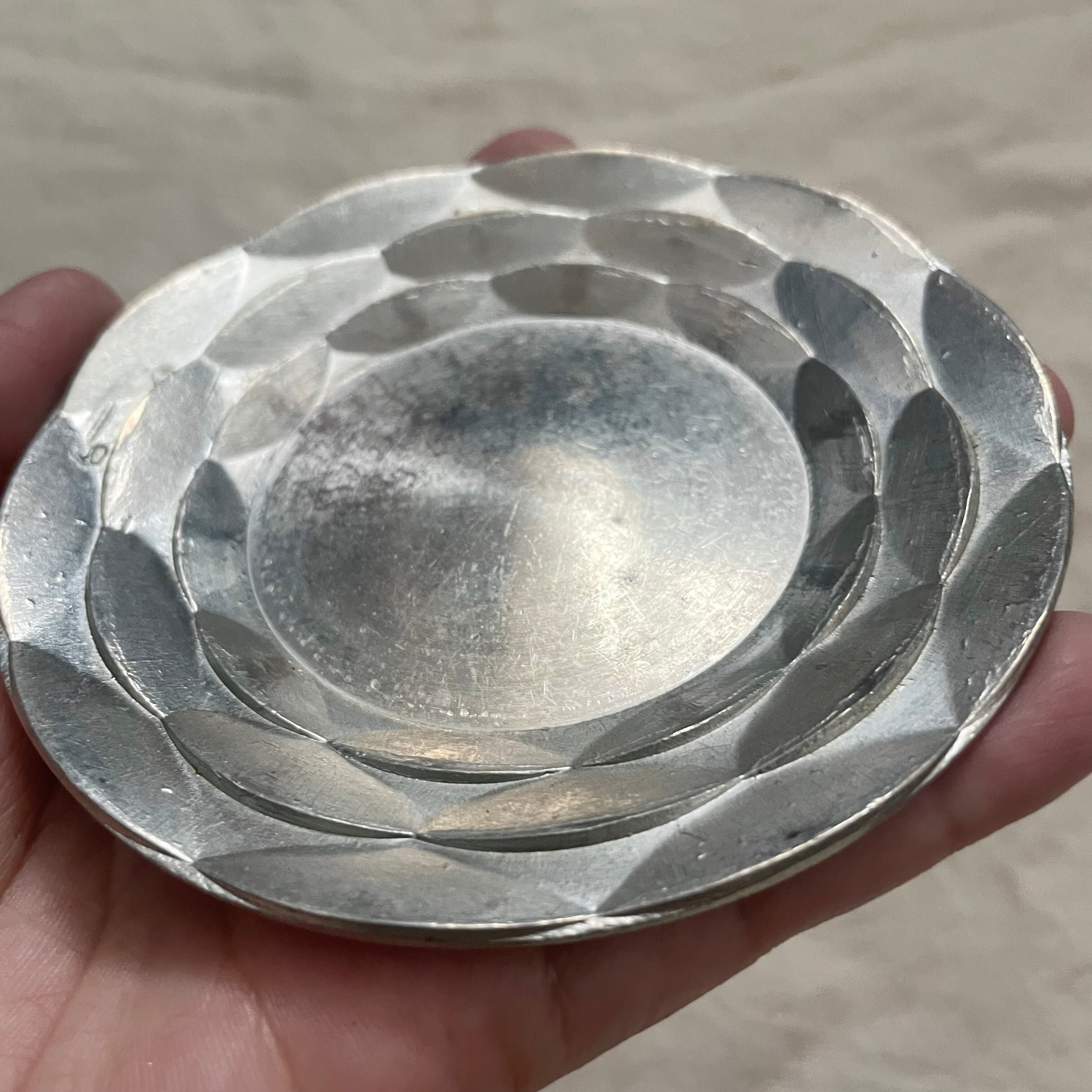 ピューターの変わった小皿 | tsuitachi craft&brocante