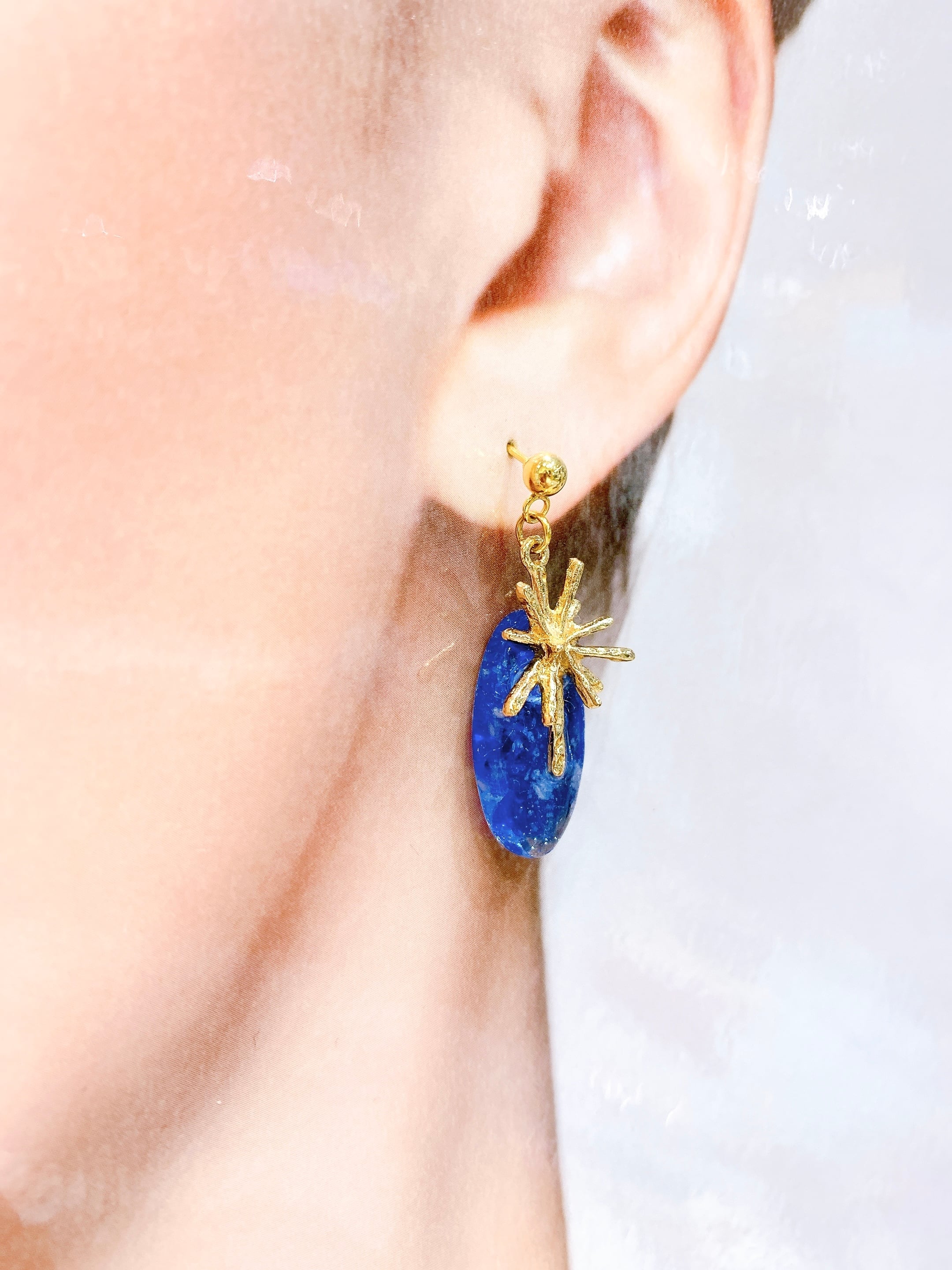 琉球ガラスまーす入りピアス（T-A17-51）①.② | tete by okinawa