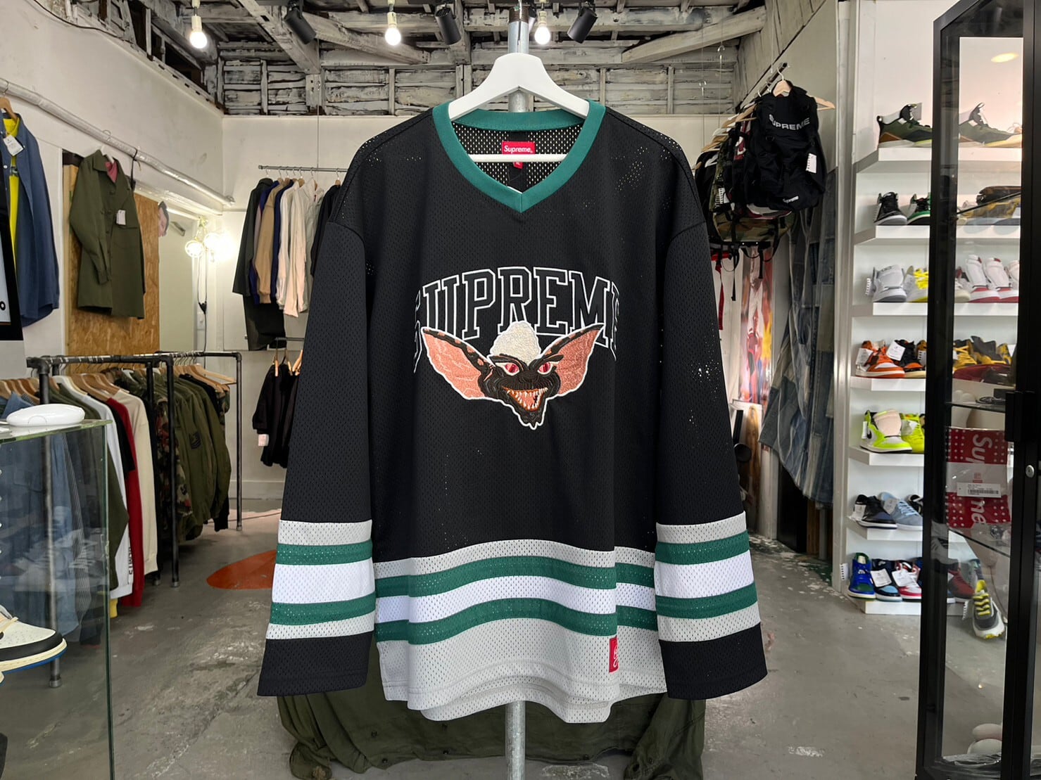 Supreme × GREMLINS HOCKEY JERSEY BLACK XL 23879 | BRAND BUYERS OSAKA