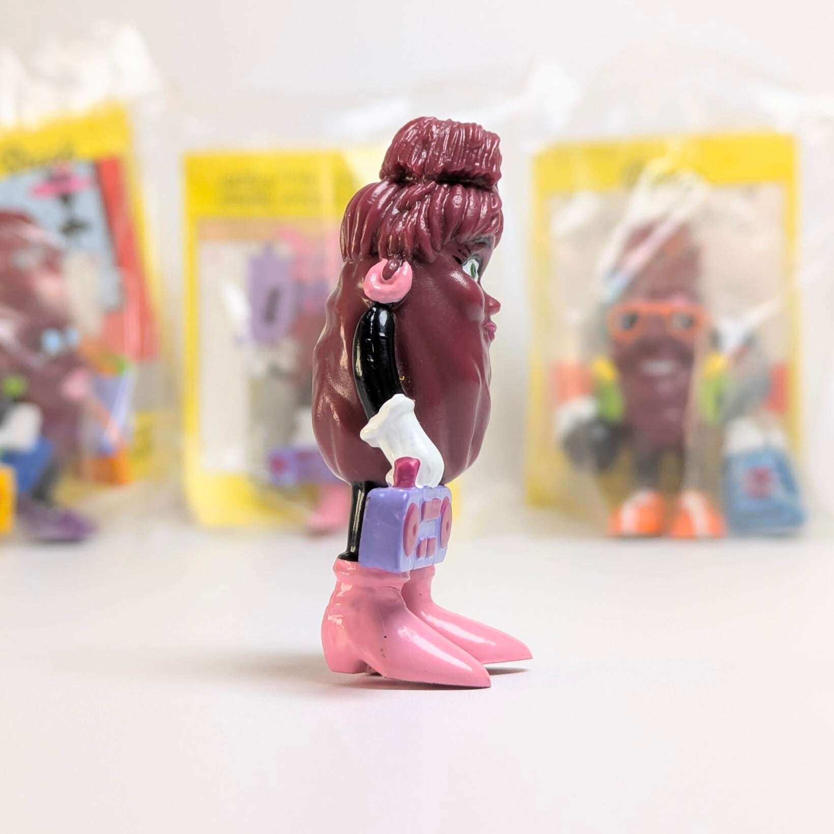 ☆ VINTAGE 1991 ☆ 【 California Raisins（カリフォルニアレーズン）】『 Alotta Stile ( アロッタ・スタイル ) / Hardee's / CARD無し 』 ハーディーズ ミールトイシリーズ / PVC フィギュア ビンテージトイ 〚アメリカン雑貨 アメトイ〛