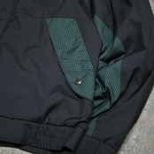Dryjoys switching design nylon jacket