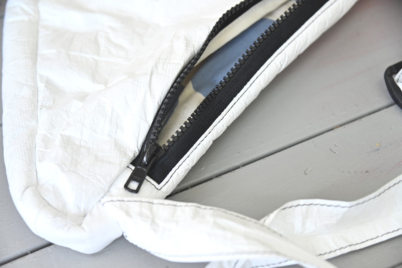 ドロップ型ショルダーバッグ・小野広美