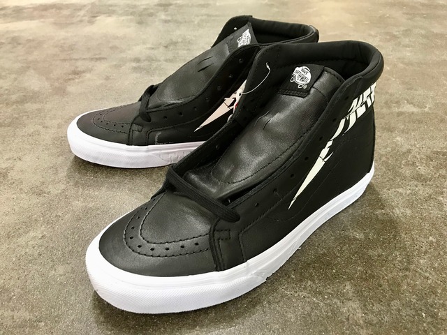 VANS SK-8 HI REISSUE METALLICA (METALLICA BLACK/TRUE WHITE)