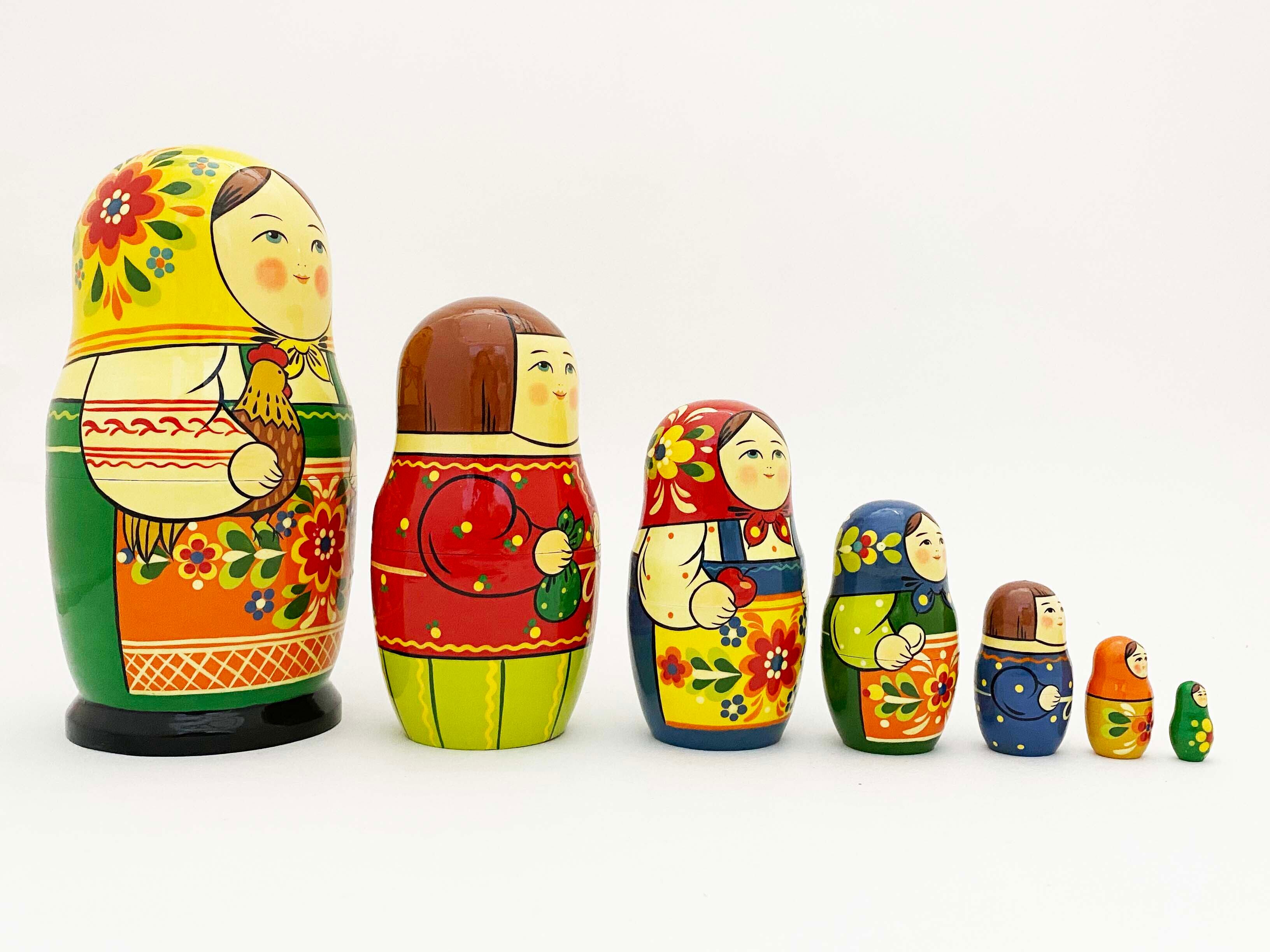 セルギエフ産マトリョーシカ / 家族7個組