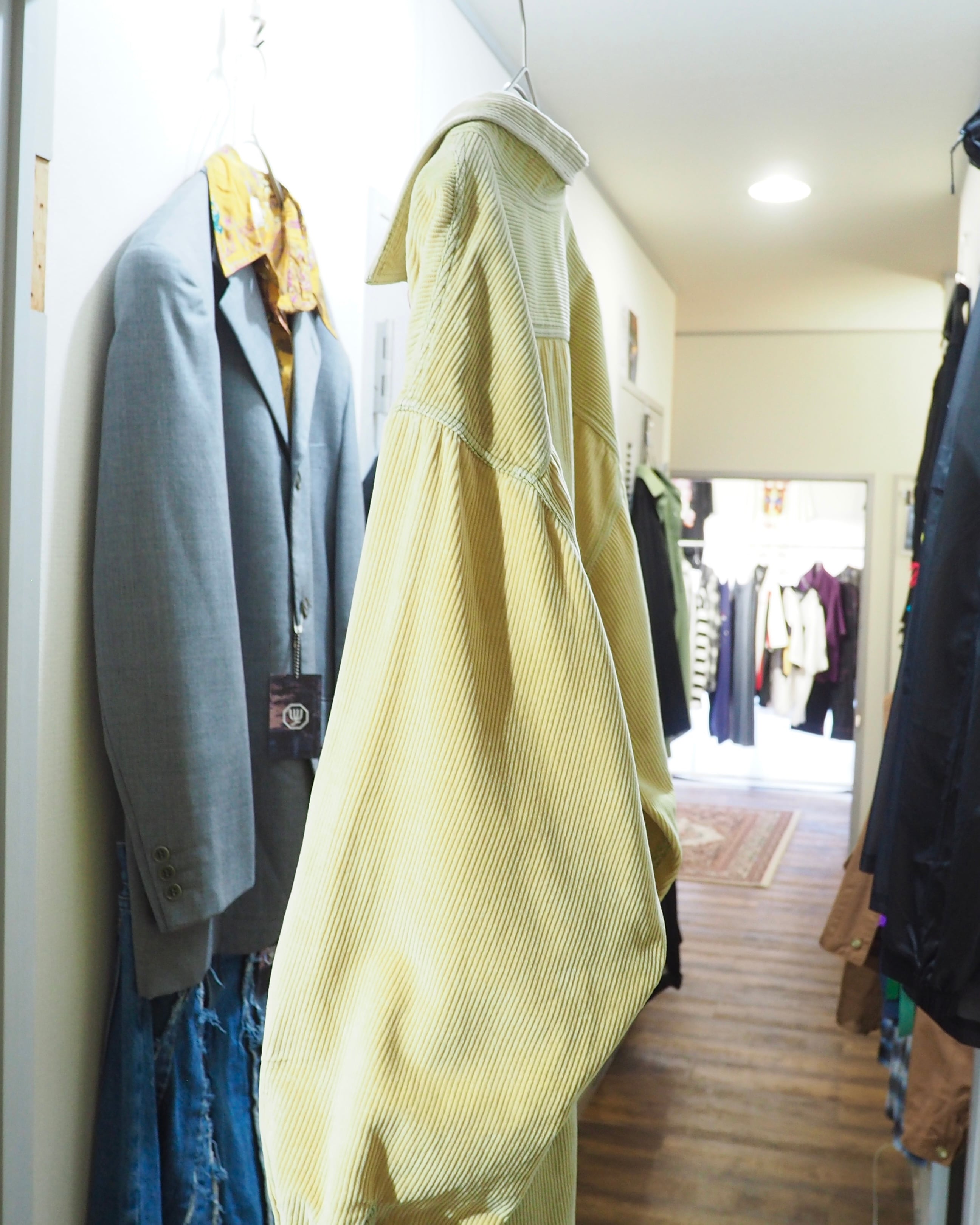 1990s " Trans position " Pale Lemon Color vintage loose Corduroy shirt