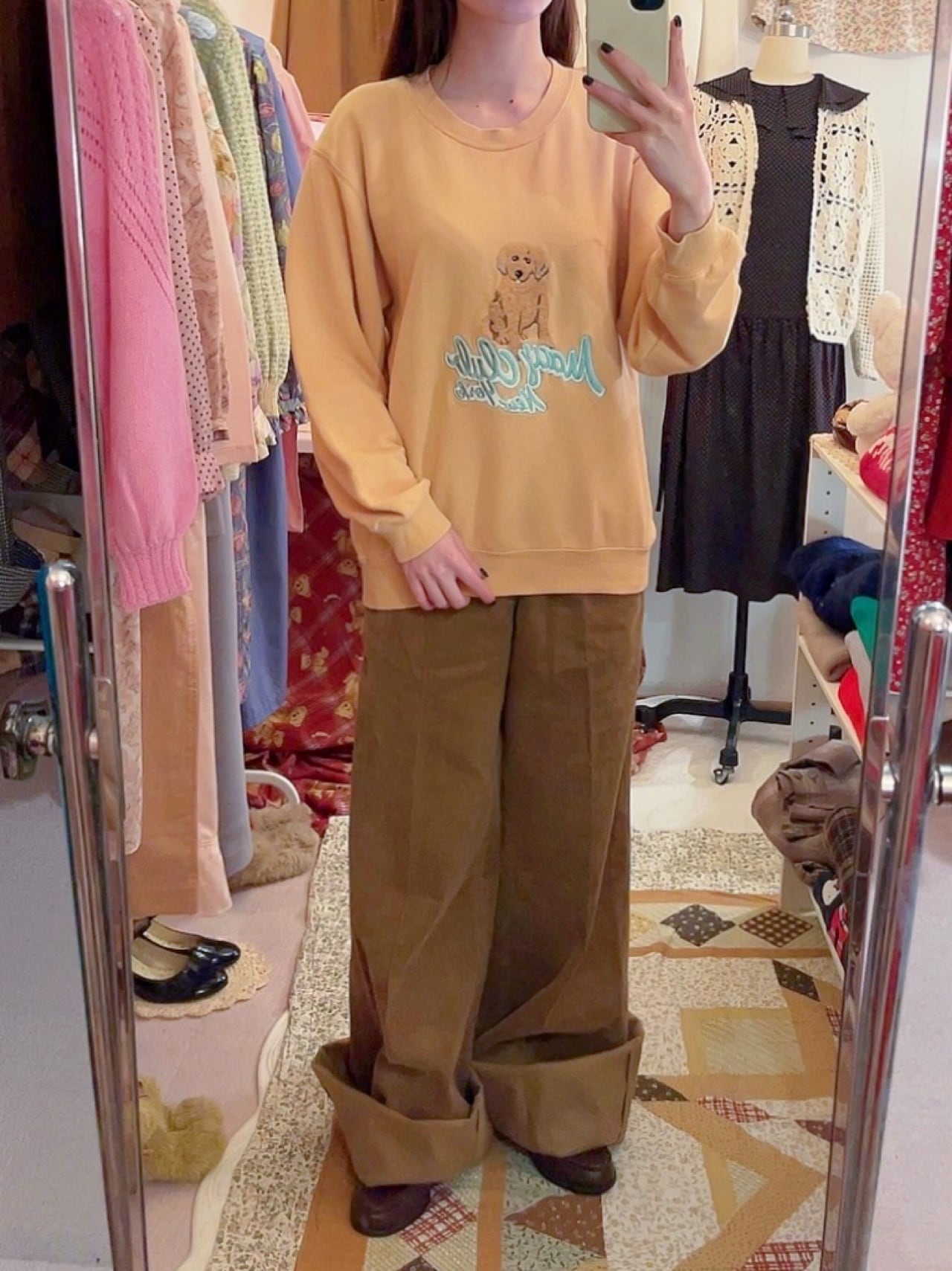 dog embroidery orange sweat