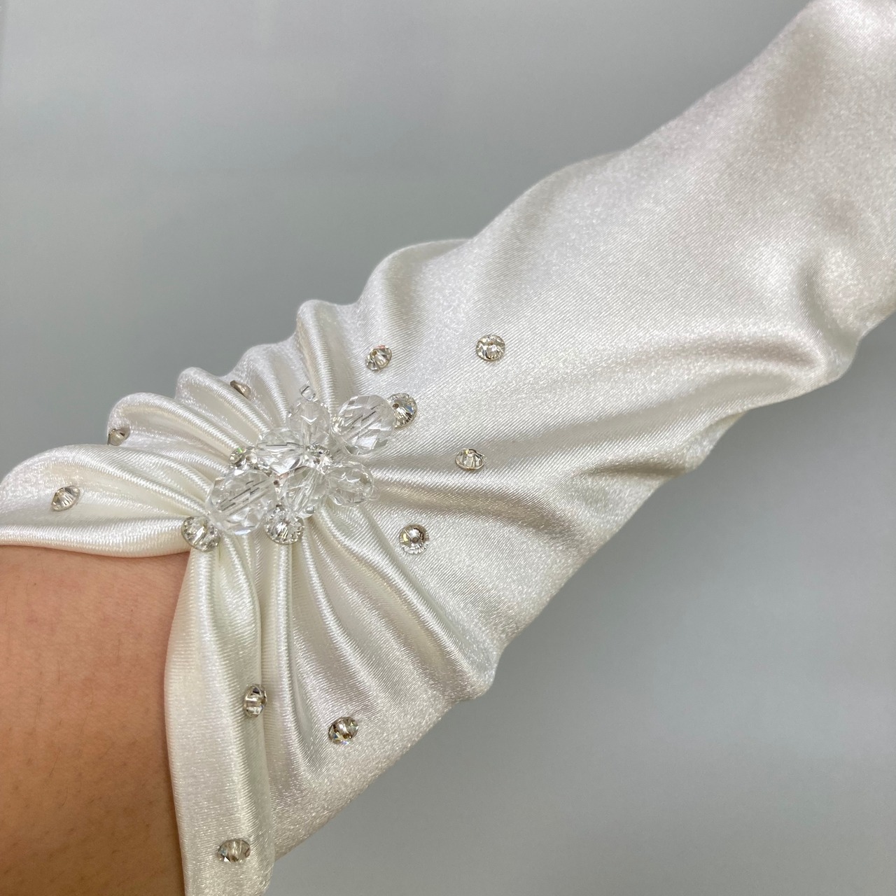 スパンシャーリング刺繍40ｃｍ手袋　433-125