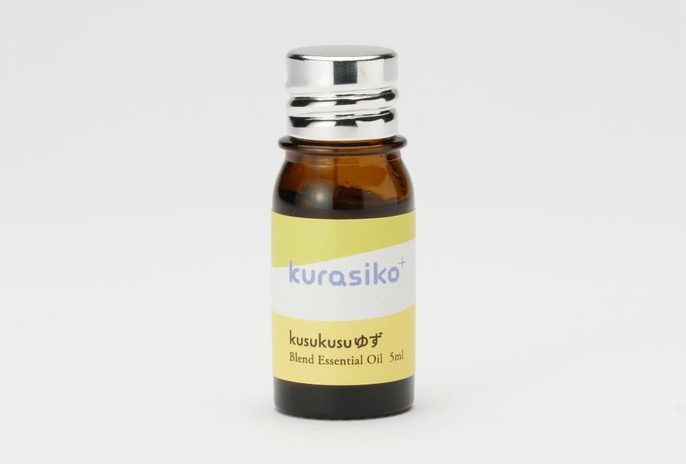 ギフトセット【アロマ＋花束】kusukusuゆず ブレンドエッセンシャルオイル 5ml