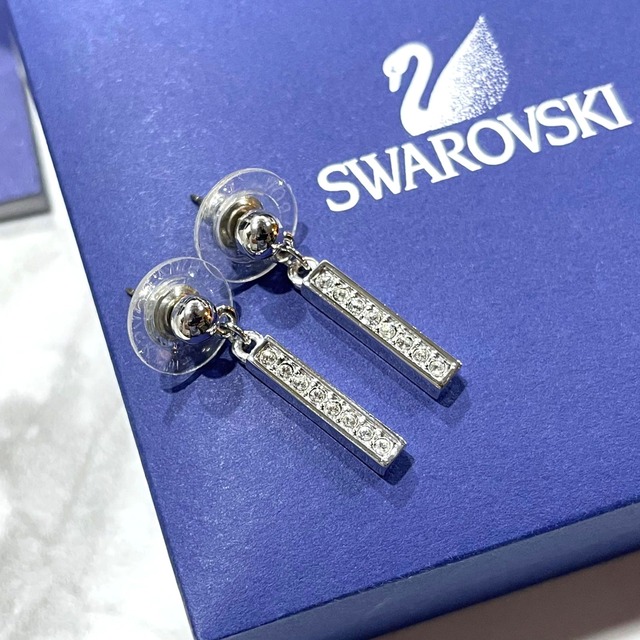 SWAROVSKI スワロフスキー ピアス クリスタル シルバー アクセサリー スイングピアス 834992
