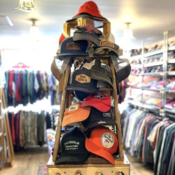 1点物◇スナップバック刺繍ツバ裏緑ツートンメッシュキャップ