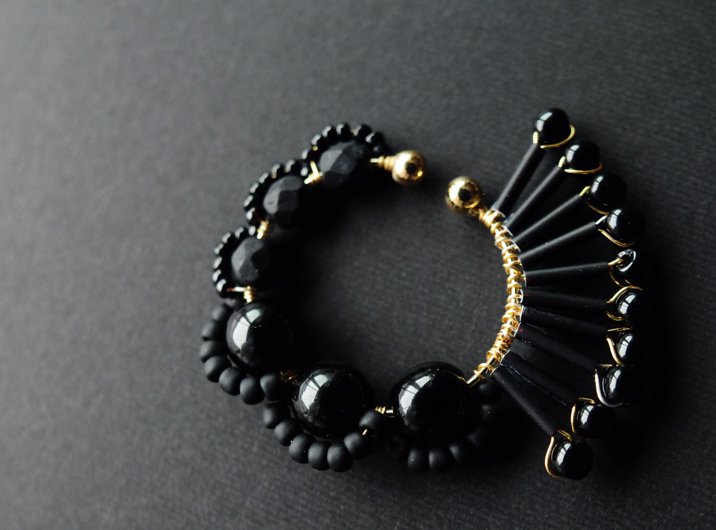 <Rollo~イロヅクビジュー~>イヤーカフ『 ハミングバード/hummingbird 』<Black>