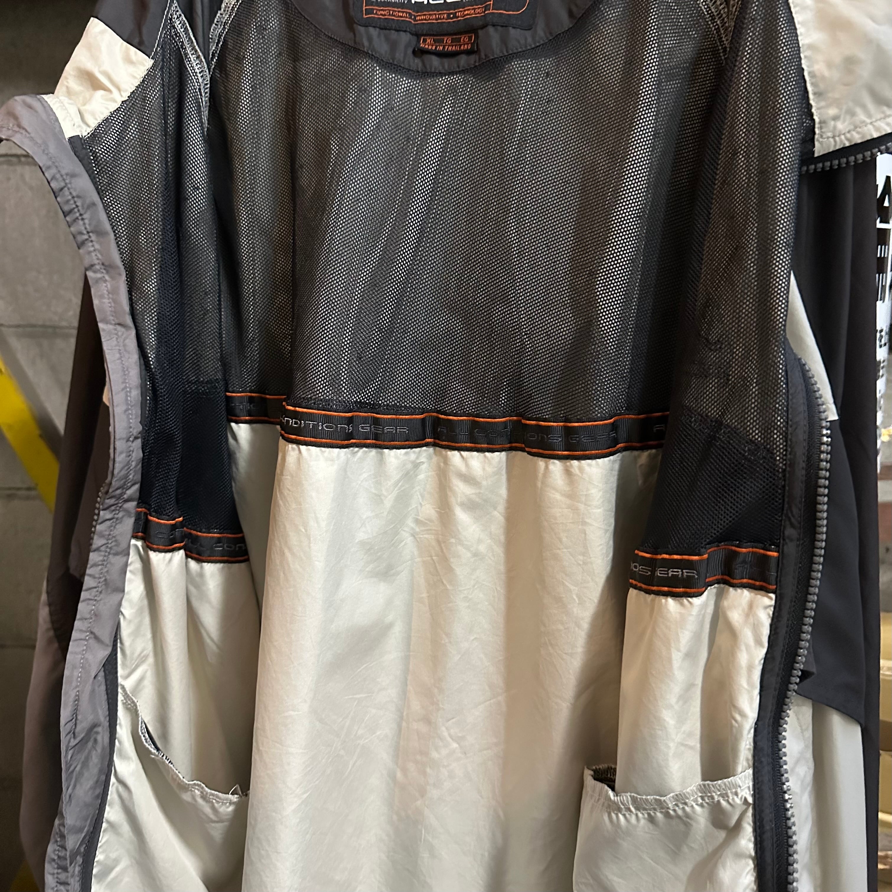 モノクロ‼︎】00's Nike Acg Nylon Jacket | 下北沢SPiKe＆SPiCe