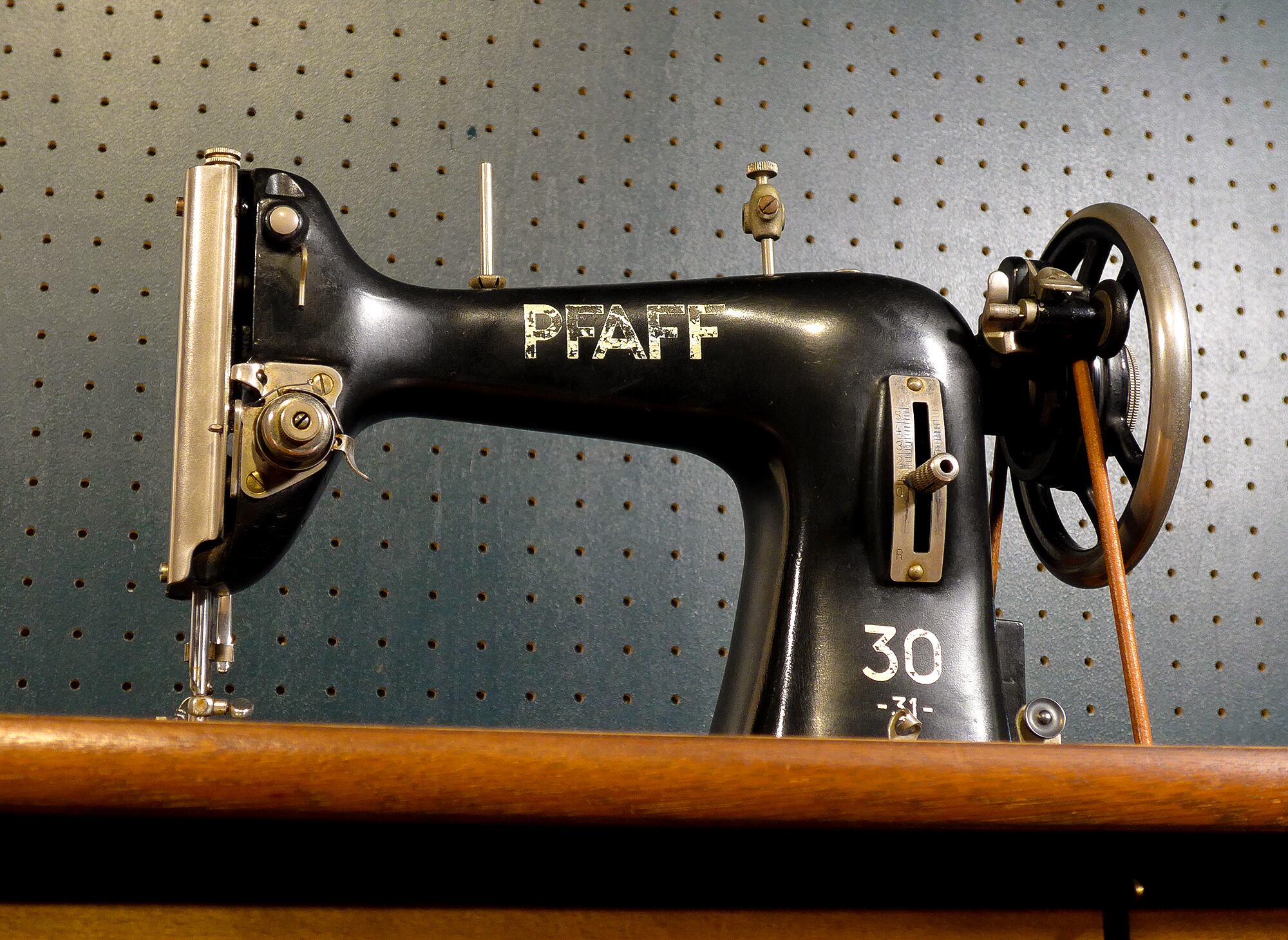 Vintage】ドイツ PFAFF 30 足踏みミシン /700 | 2takt-store