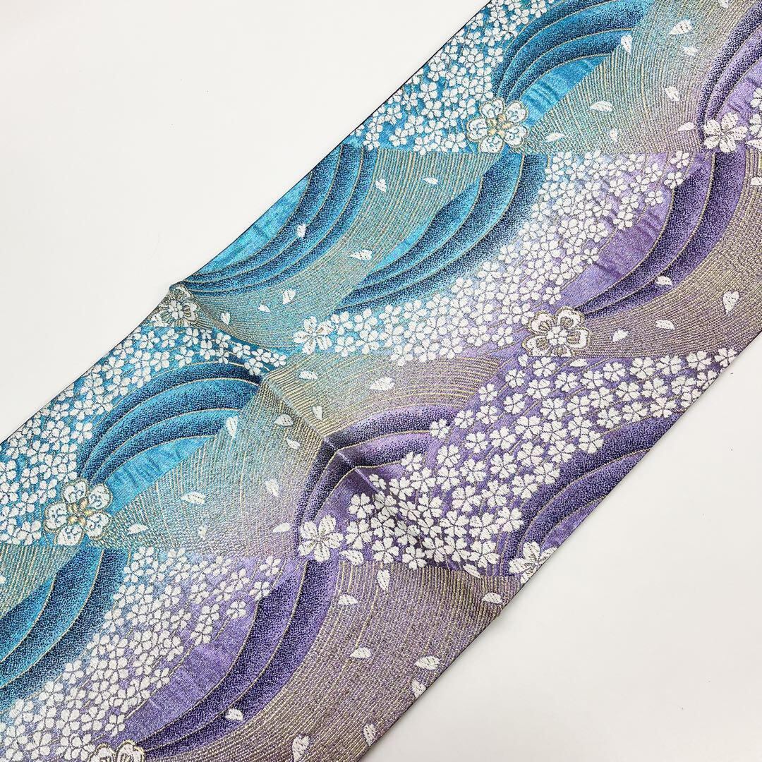 袋帯　グラデーション 花柄 袋帯 グラデーションの美しい桜の花模様 金糸 振袖 O-4731