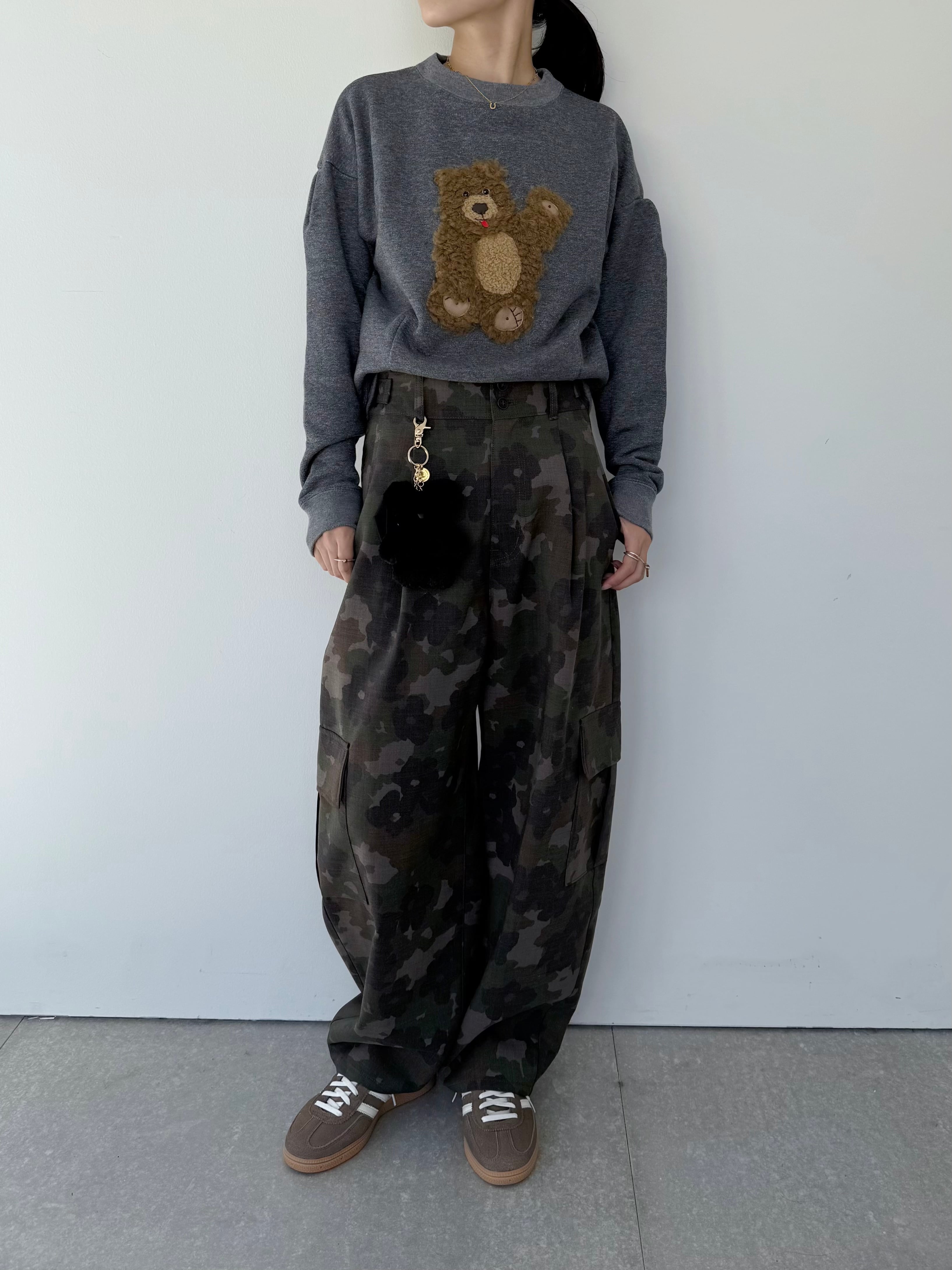 MUVEIL フラワーカモフラージュカーゴパンツ | KOKO