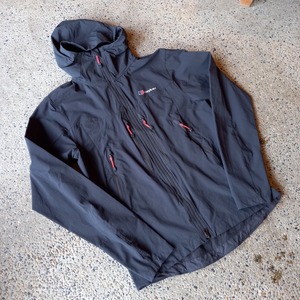 berghaus ウィンドブレーカー used [212072]