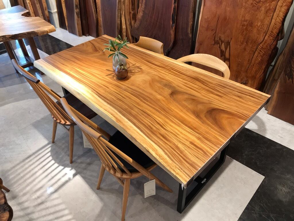 モンキーポッド_1820×840-910-1000×45_横浜元町店_テーブル天板