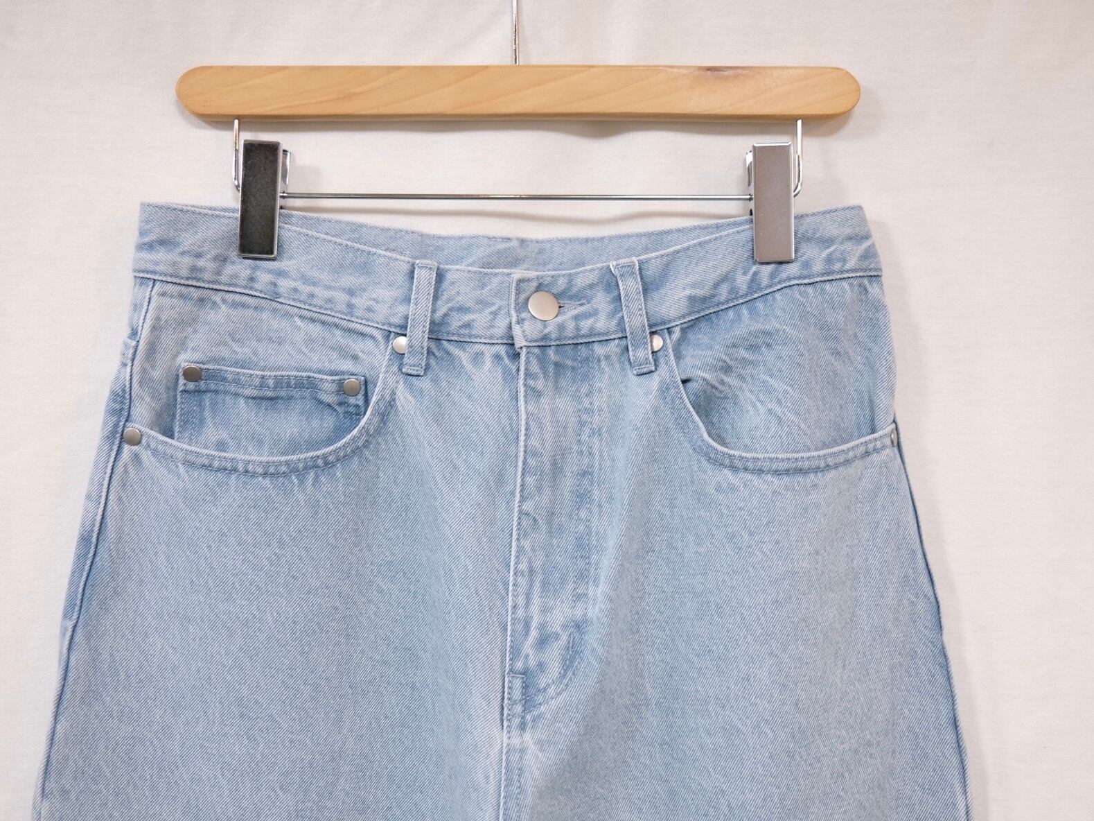 UNIVERSAL PRODUCTS.” 5POCKET BUGGIE DENIM PANTS L.INDIGO” | Lapel
