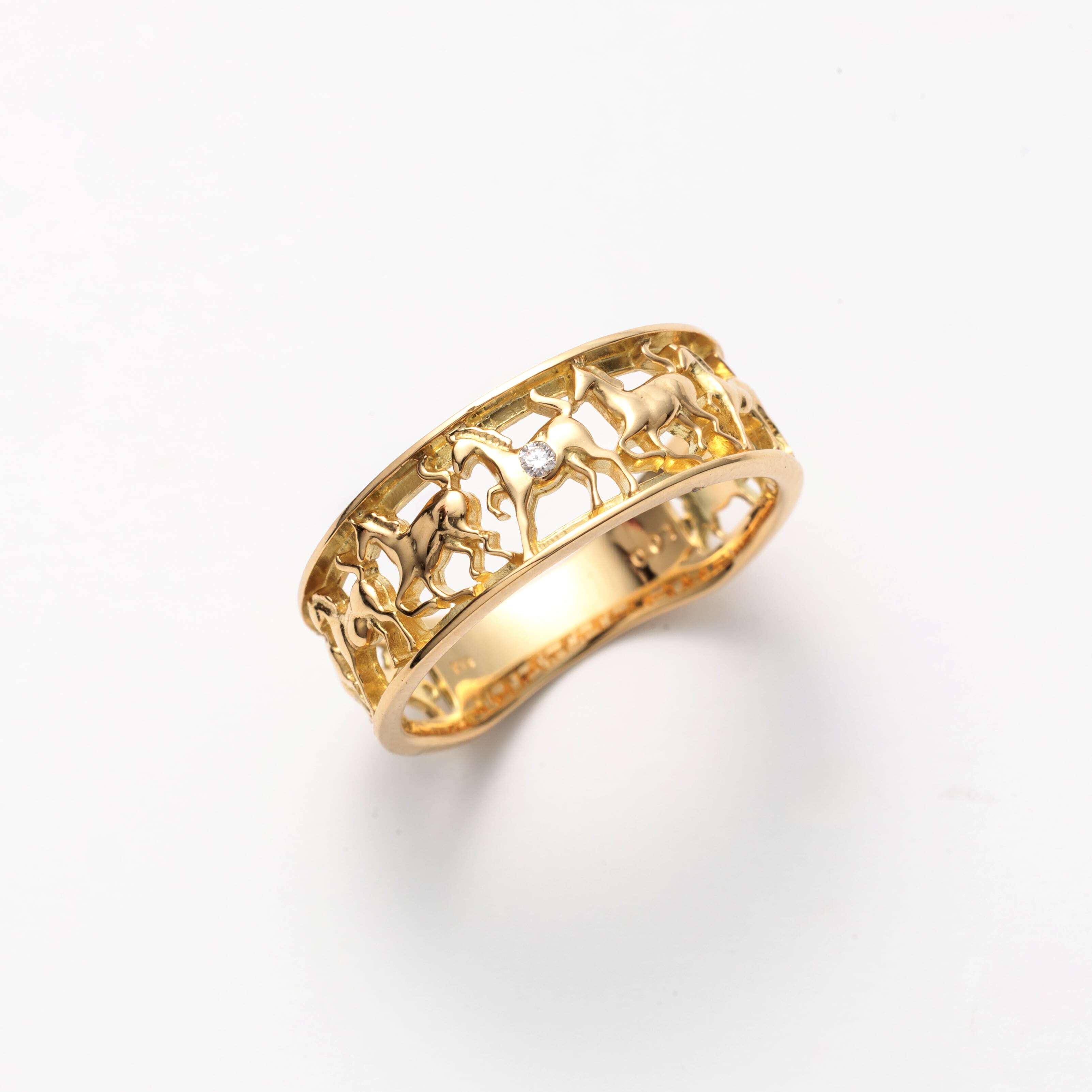 18金イエローゴールド ダイヤモンド 馬九（うまく）いく リング 0.01ct