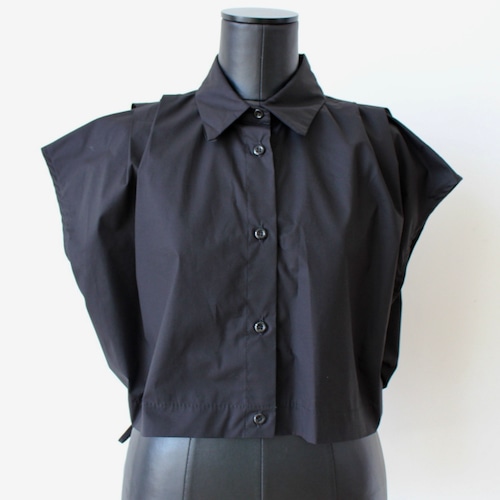 RINASCIMENTO ブラックウエストアジャスター付きストレッチコットンオーバーブラウス　ITALY ：RIN20338 ¥26.000＋tax