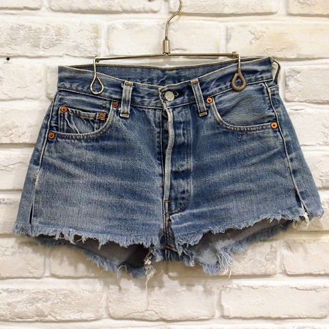 VINTAGE Levi's 501 CUT OFF LATE 66 MODEL W28  NO,0007