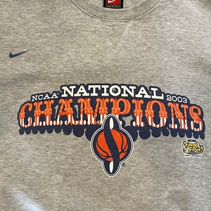 【NIKE 】NCAA  final four champion バスケットボール スウェット トレーナー プリント XL ワイドサイズ US古着