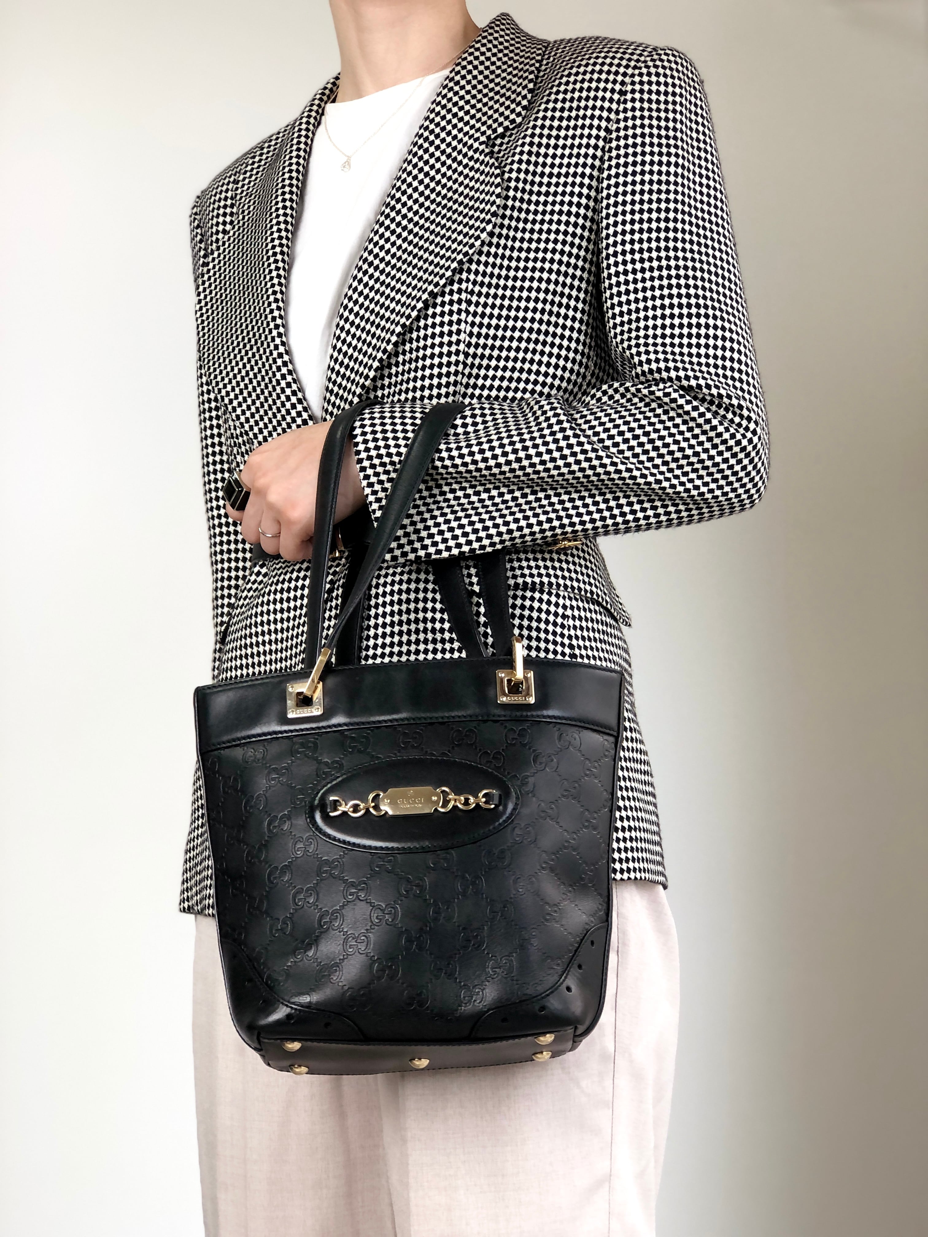 GUCCI グッチ グッチシマ トートバッグ ブラック レザー 145994 GUCCI グッチ グッチシマ トートバッグ ブラック レザー 145994