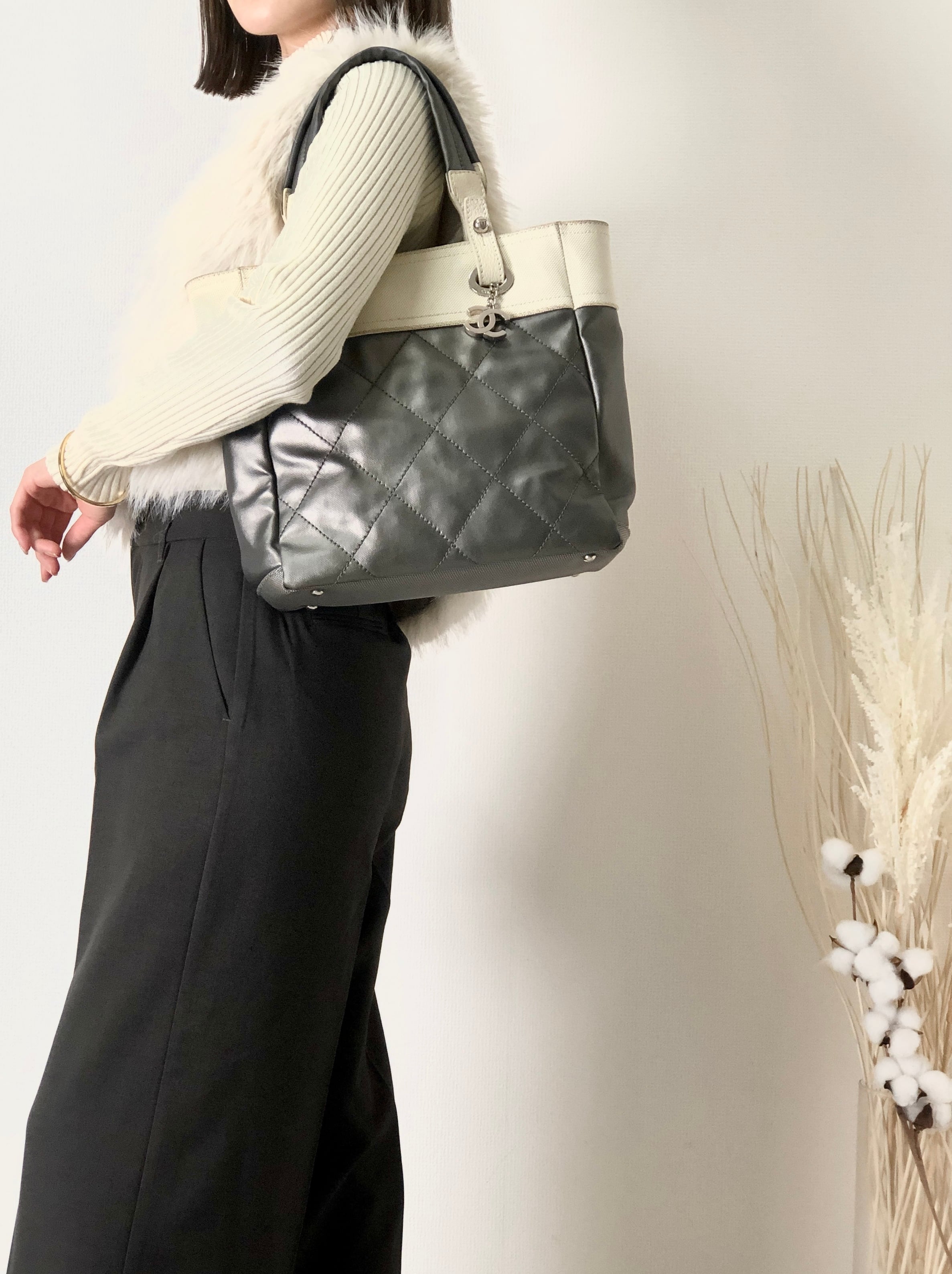日本直送 名牌中古包 】CHANEL シャネル キルティング ココチャーム 