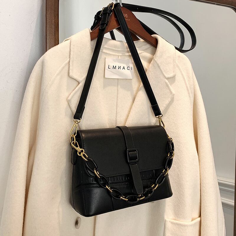 レッドオータムウィンタースタンダード レトロ 秋物 冬物 メッセンジャーバッグ Tiancai_Wing_Bag42608431743