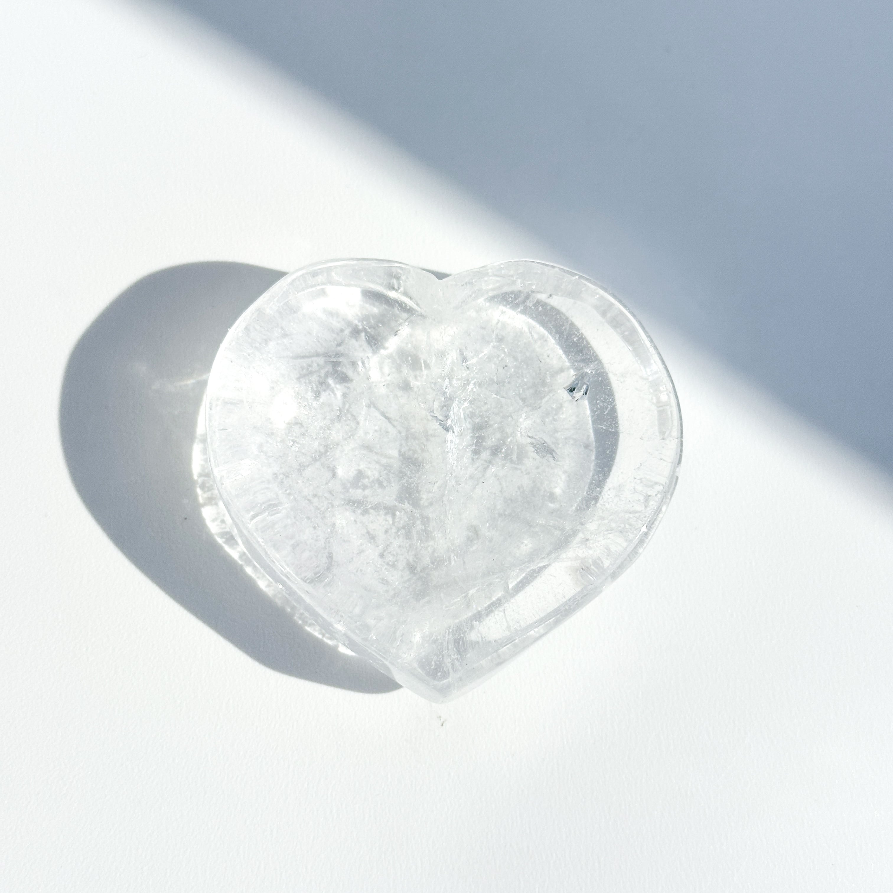 クリアクォーツハート型のうつわ 41◇ Clear Quartz ◇ 天然石・鉱物・パワーストーン・インテリア