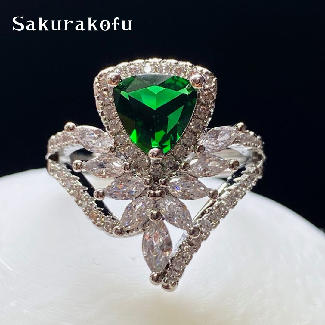 D151 レディース リング 指輪 クラウン ティアラ デザインリング エメラルド ジルコニア フリーサイズ シルバーリング アクセサリー