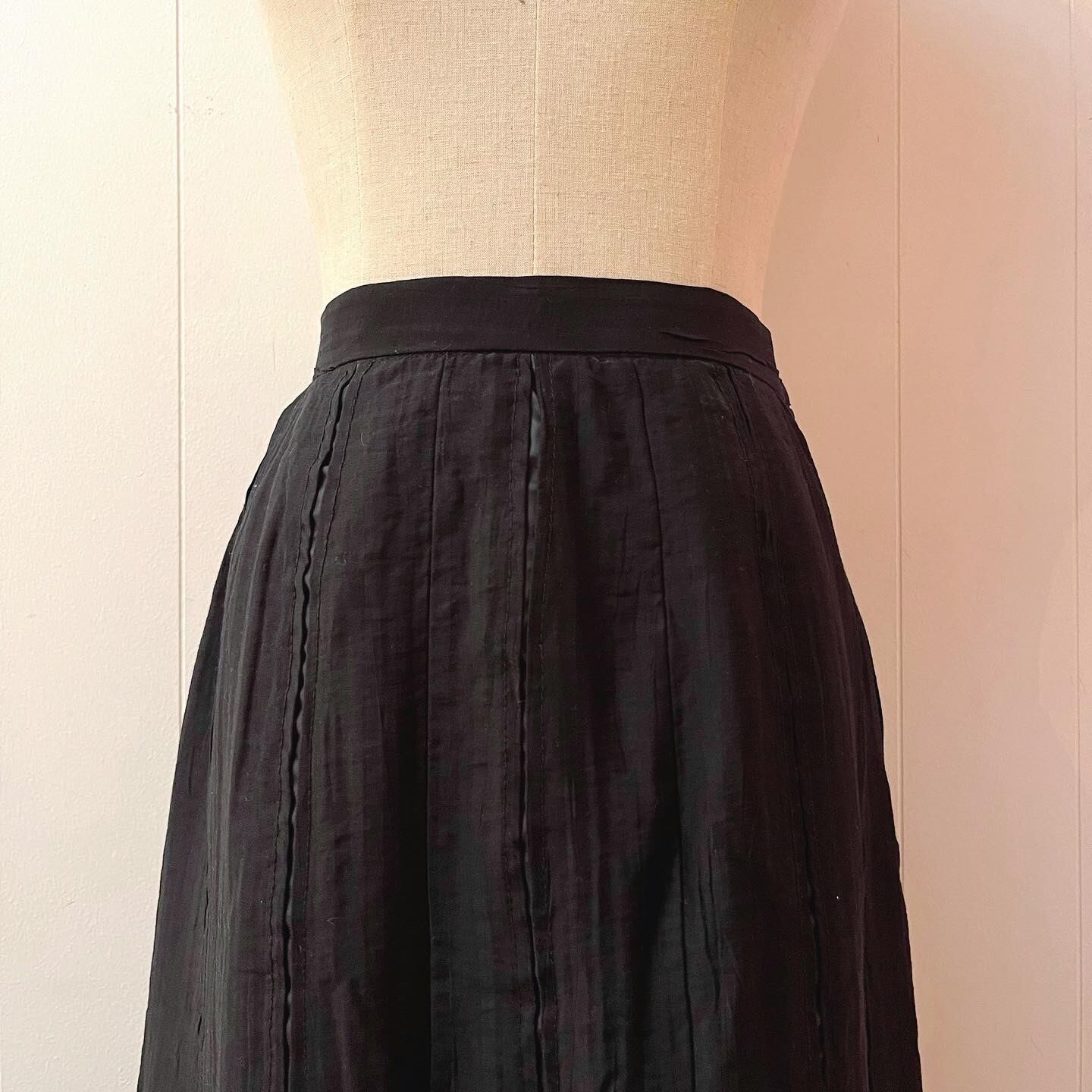 black line sheer long skirt