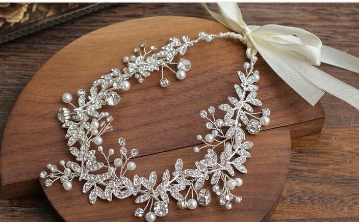 ブライダル【リボンカチューシャ ティアラ】小枝 ヘアアクセサリー