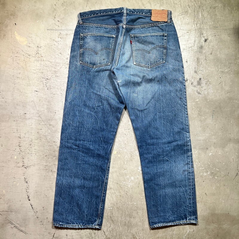 60's LEVI'S リーバイス 501 デニム Big E 初期 Vステッチ ズレカン 足