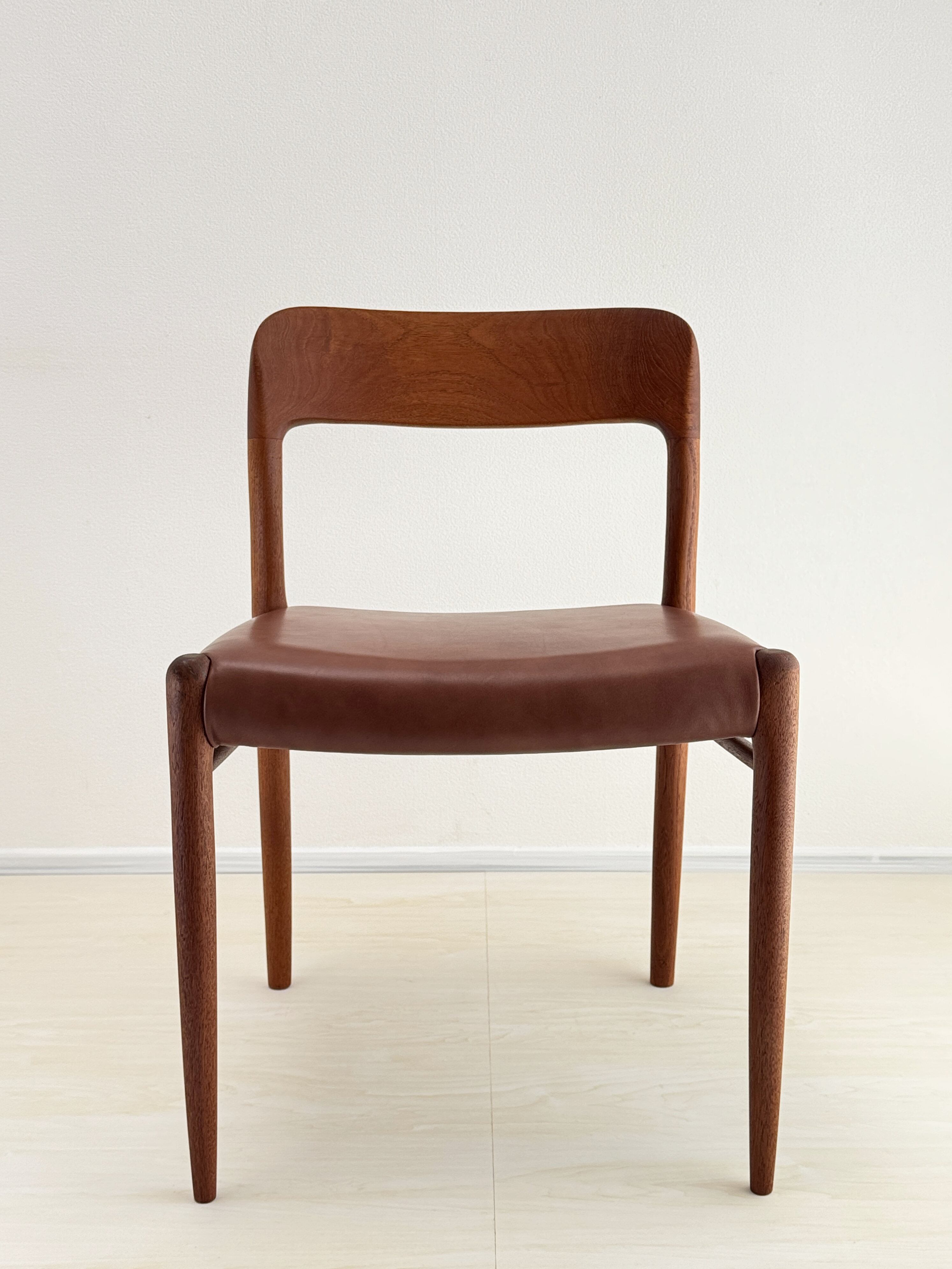 Niels moller chair j.l.moller 75 J L Moller Model 75 ペーパー